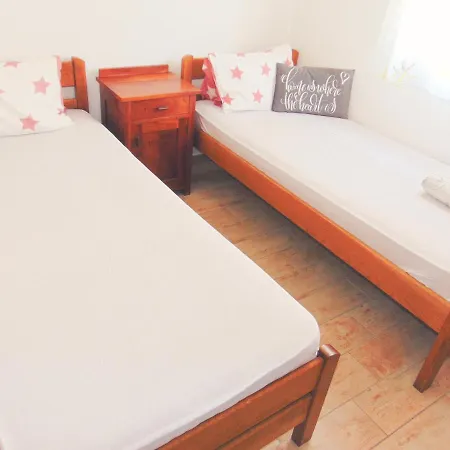 Apartman Mia Apartment Vir